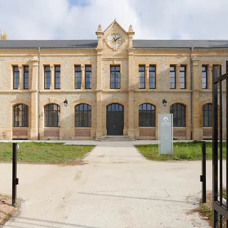 De * Charleville-Mézières